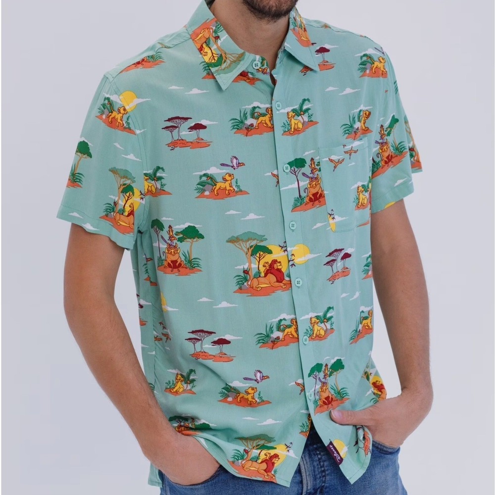 BoxLunch Disney Lilo & Stitch Mens M Blue Tropical Woven Button Shirt 20341454